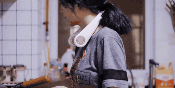 7083d9fc4c404902bc4bcba3b07061ab.gif